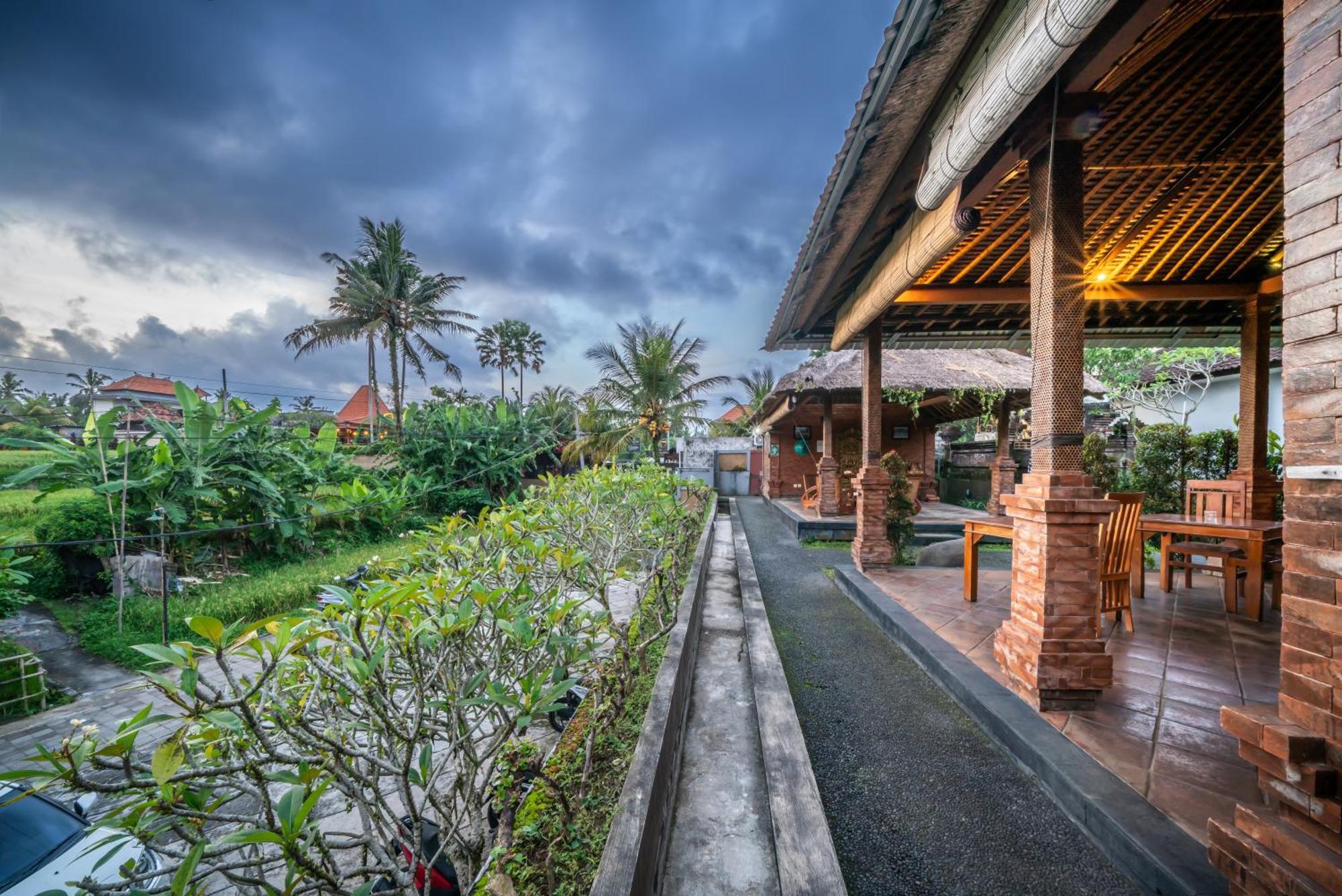 Uma Ubud Hotell Exteriör bild